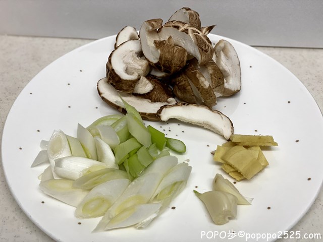 なまこと牛肉の炒め物